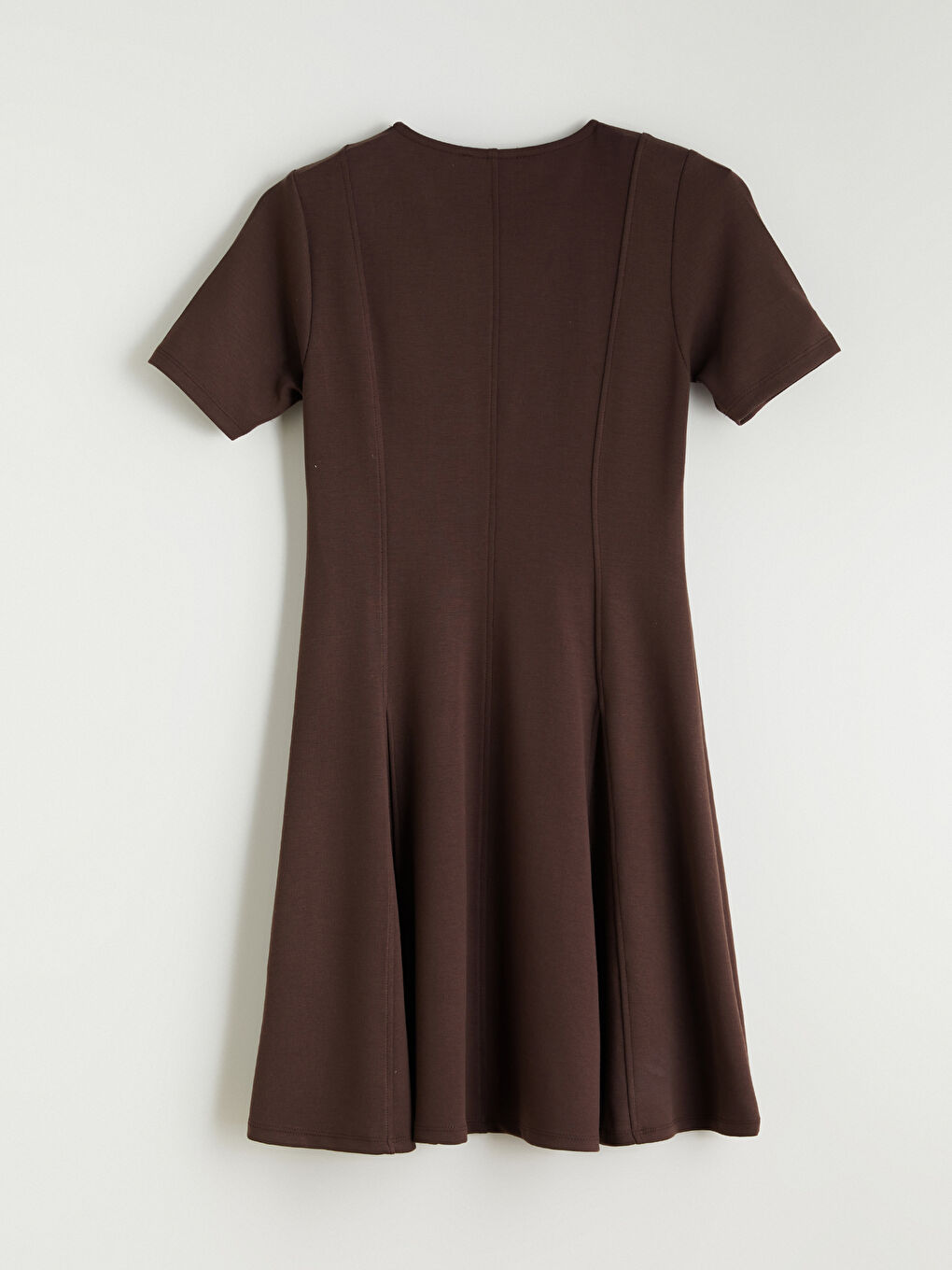 Kahverengi Kaçık Yaka Belden Oturtmalı Elbise-5