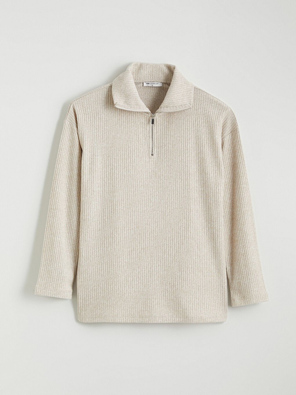 Bej Dik Yaka Kadın Tişört-4