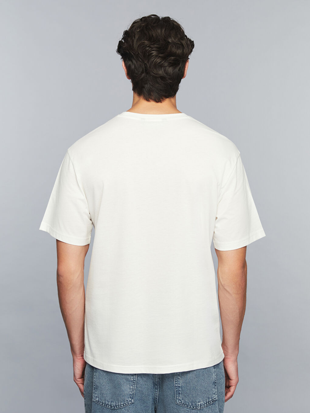 Ekru Bisiklet Yaka Slogan Baskılı Penye Erkek Tişört-3