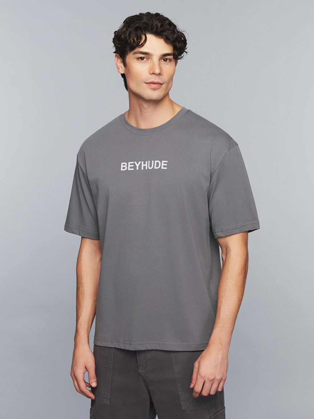 Antrasit Bisiklet Yaka Slogan Baskılı Penye Erkek Tişört