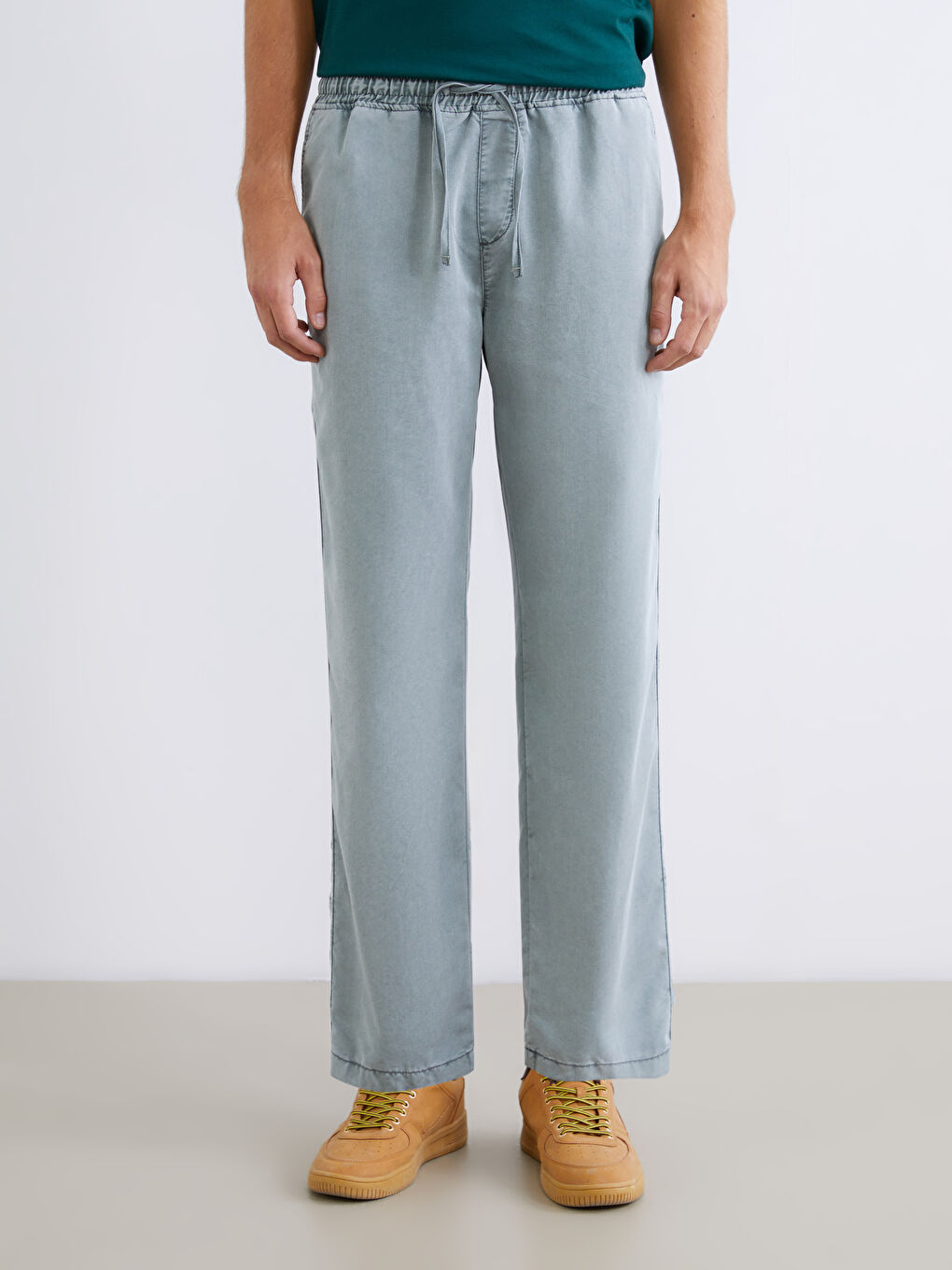 Haki Rahat Kalıp Gabardin Erkek Pantolon-1