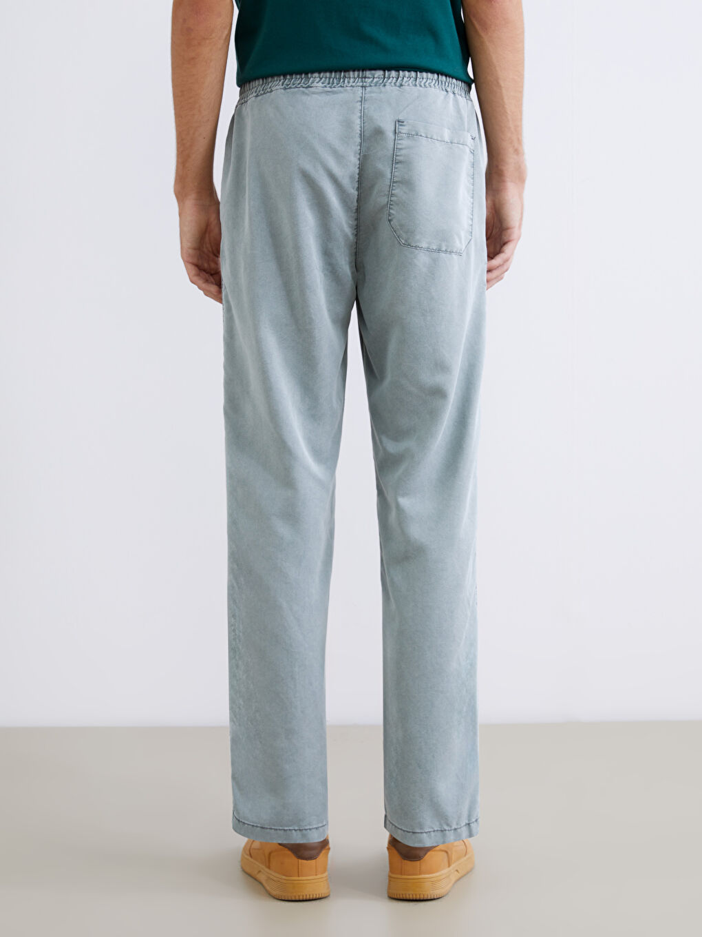 Haki Rahat Kalıp Gabardin Erkek Pantolon-3