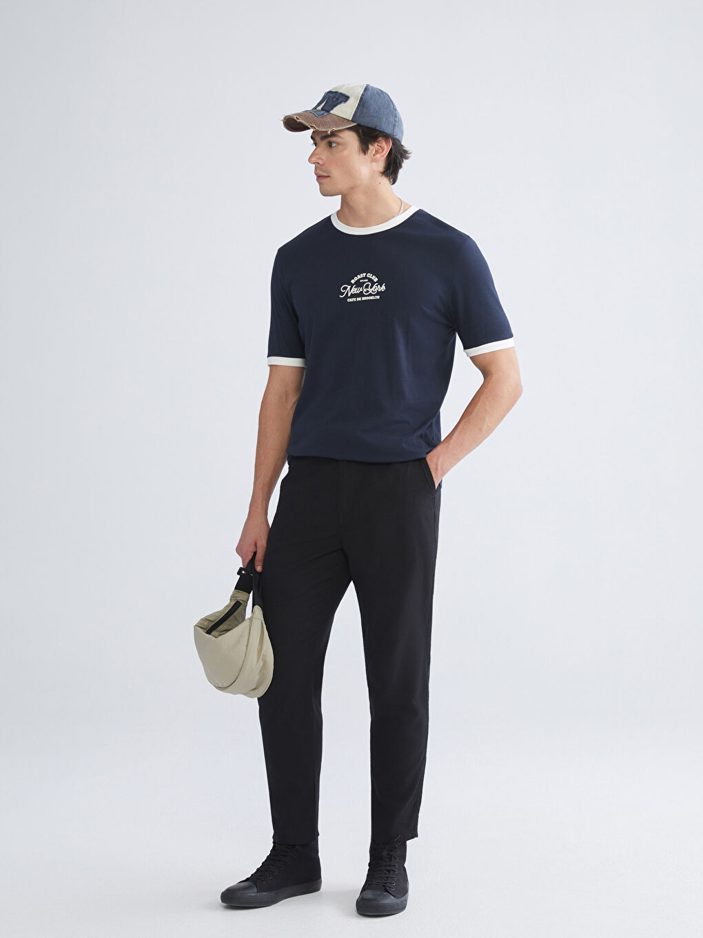 Siyah Rahat Kalıp Erkek Pantolon