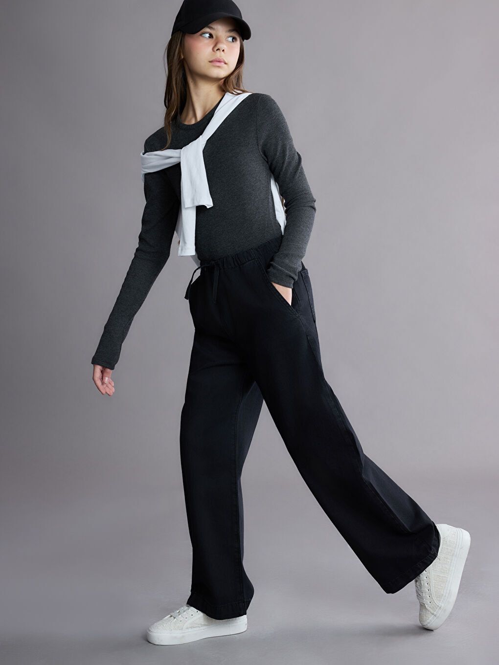 Широкие джинсы для девочек