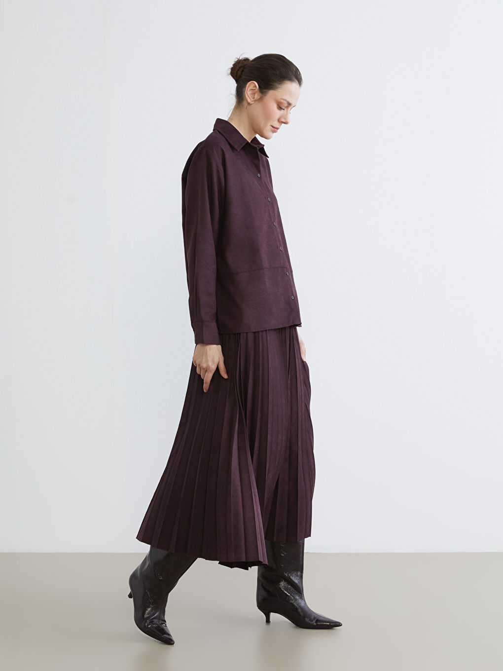 BOJA ŠLJIVE Suknja  Žena