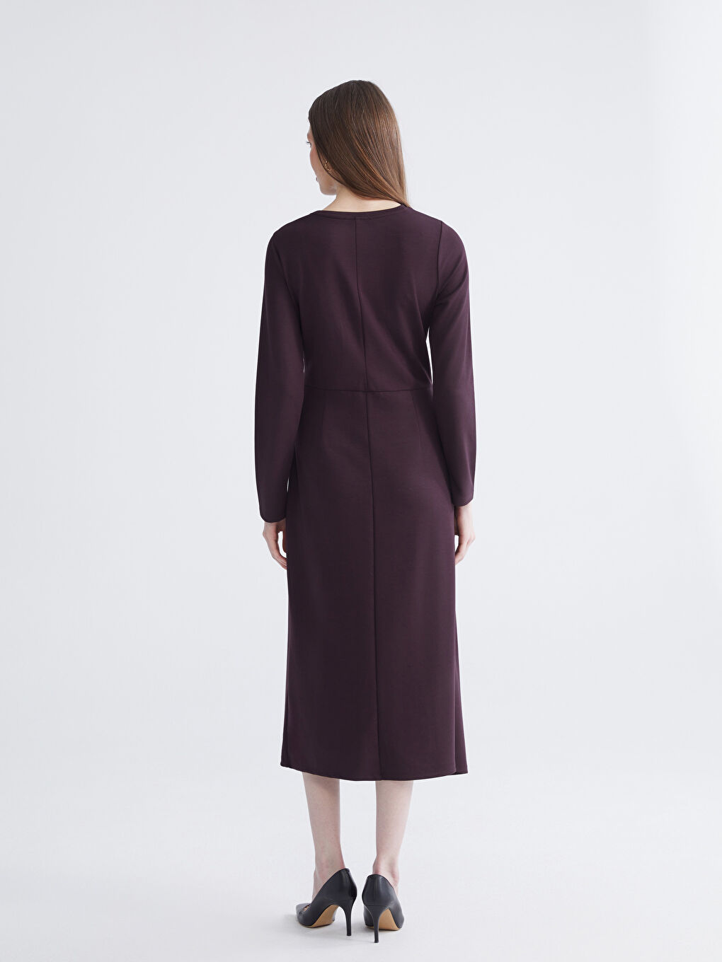 Haljina sa okruglim izrezom i naborima-3