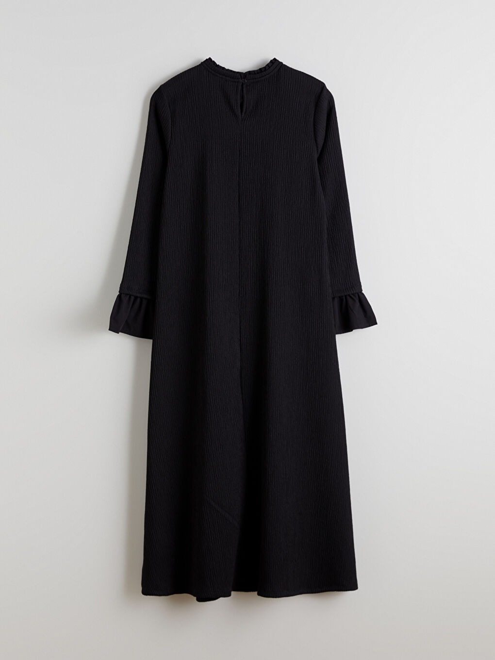 Siyah Büyük Beden Fırfırlı Dik Yaka Elbise-5