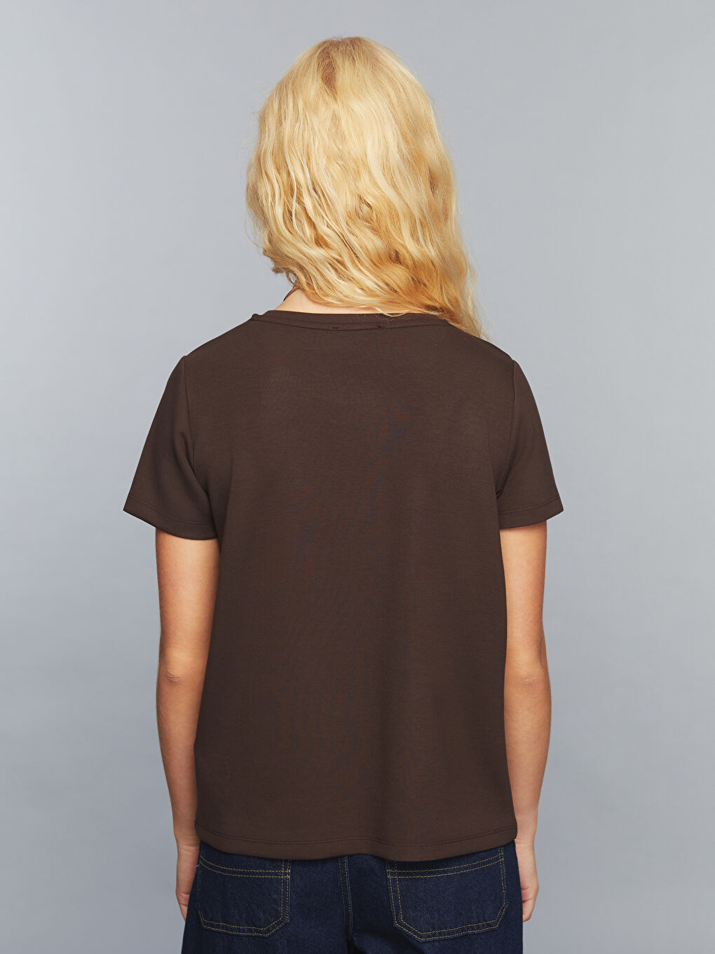 Kahverengi Bisiklet Yaka Slogan Baskılı Kadın Tişört-3