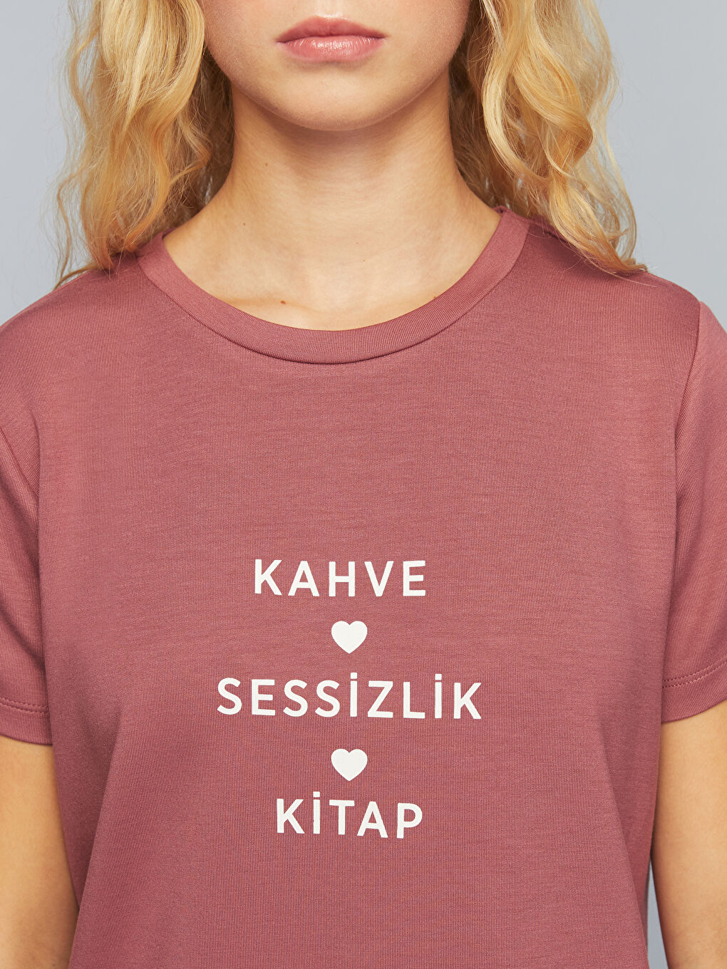Pembe Bisiklet Yaka Slogan Baskılı Kadın Tişört-2