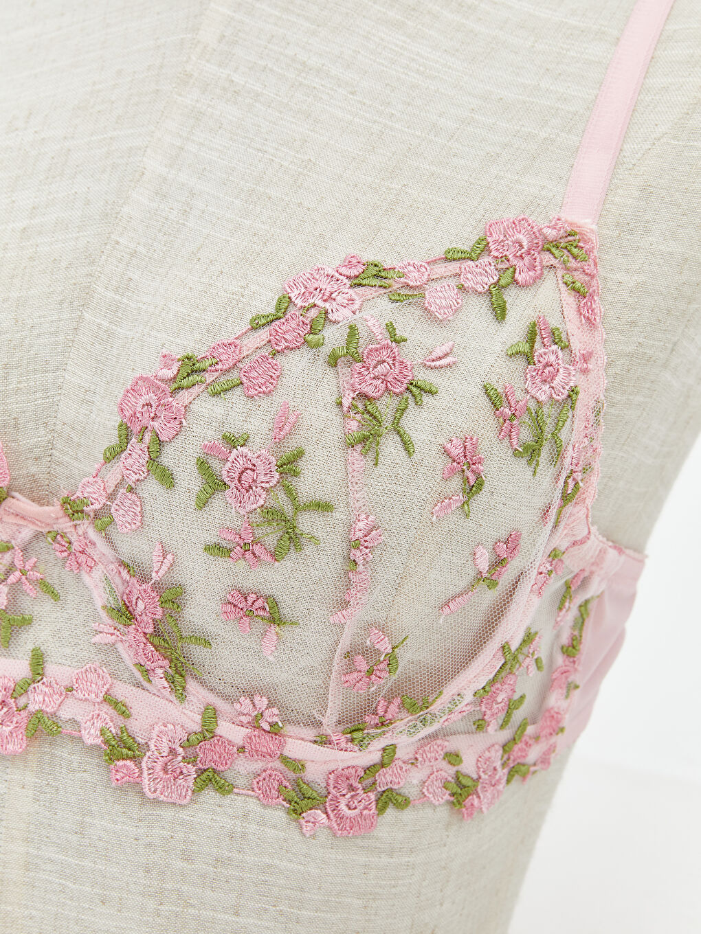 Pembe Balenli Dolgusuz Çiçekli Fantezi Tişört Sütyen-2