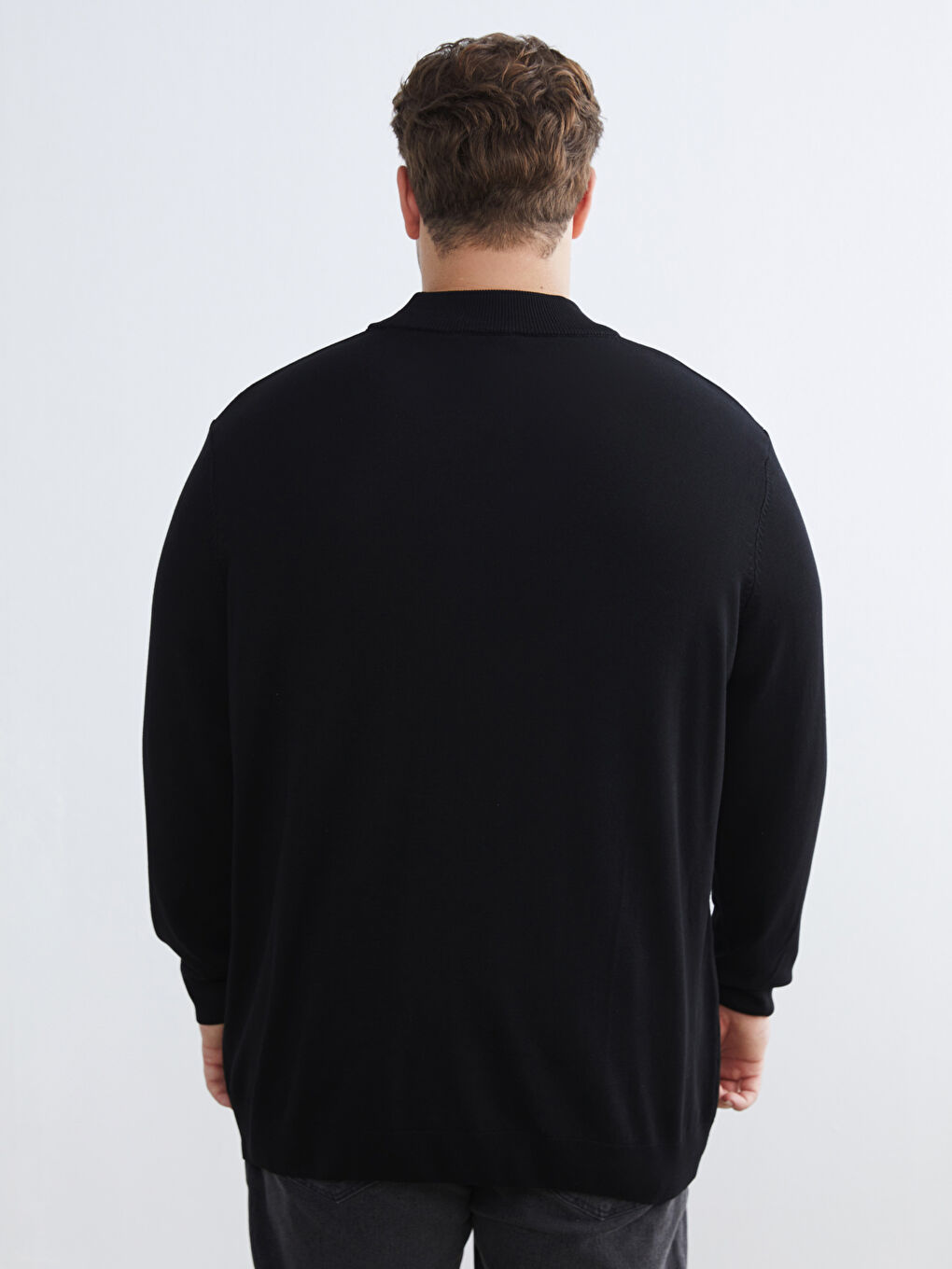 Свитер из трикотажа с полуводолазкой для мужчин-3