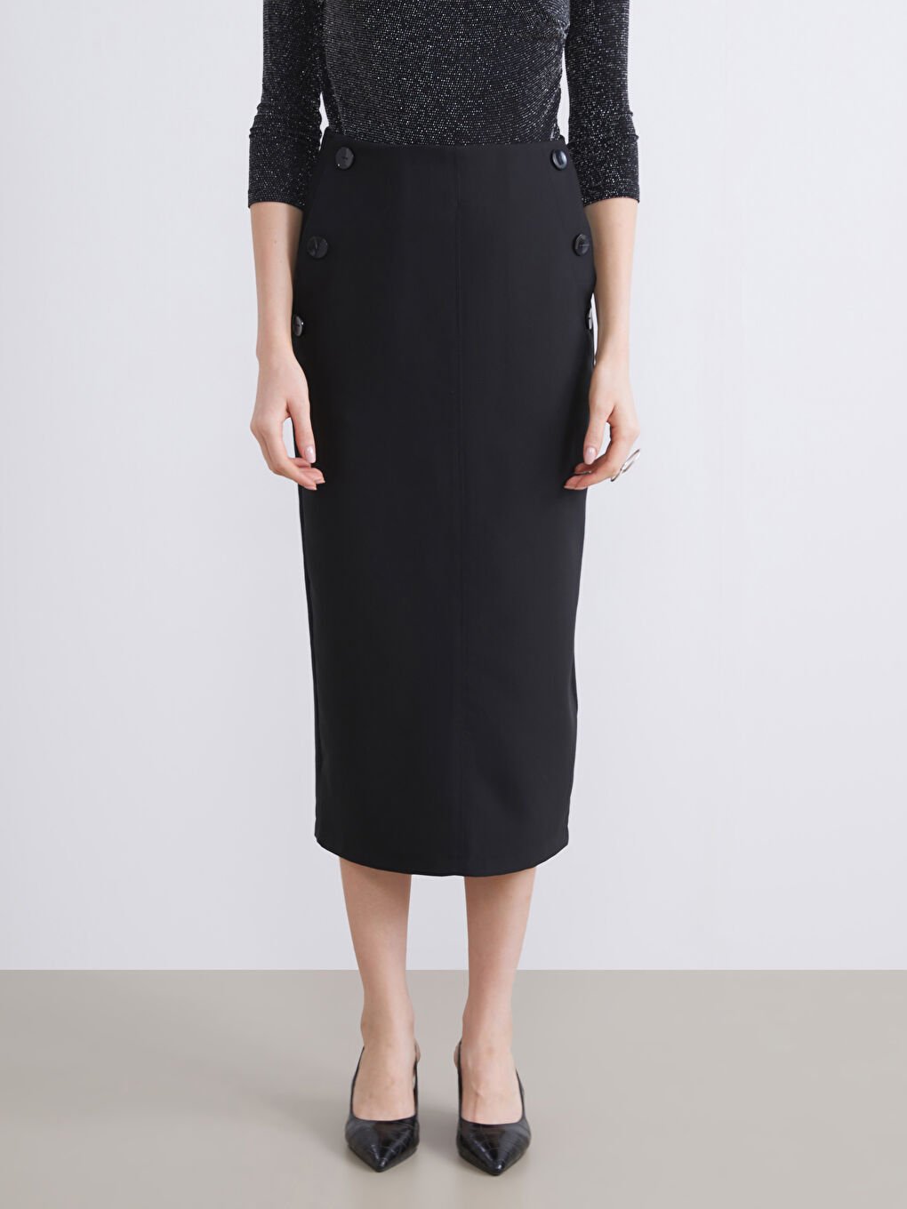 Siyah Beli Fermuarlı Yırtmaçlı Etek-3