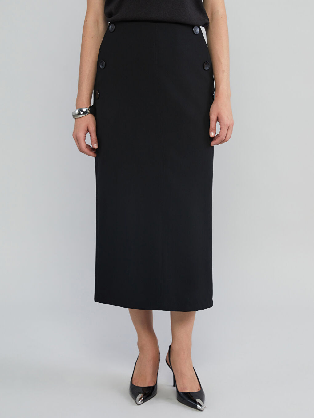 Siyah Beli Fermuarlı Yırtmaçlı Etek-2