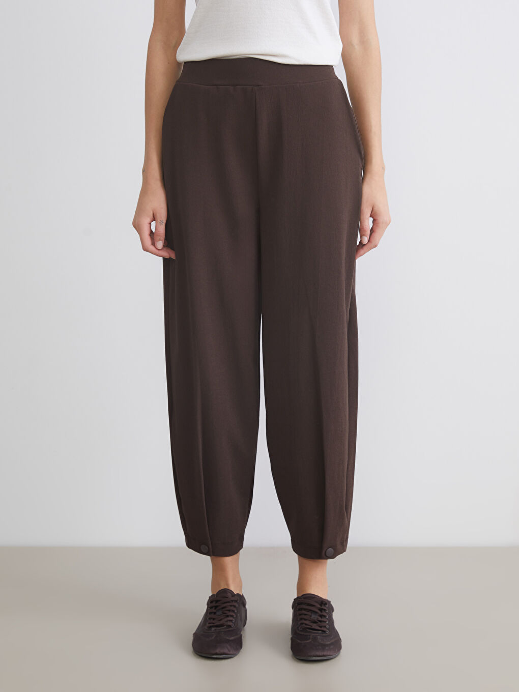 Kahverengi Beli Lastikli Kadın Pantolon-1