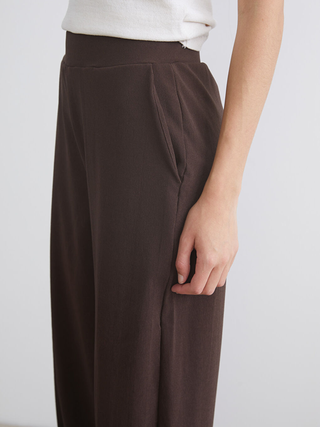 Kahverengi Beli Lastikli Kadın Pantolon-2