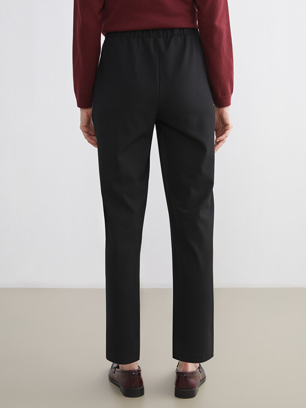 CRNA Pantalone Žena-3