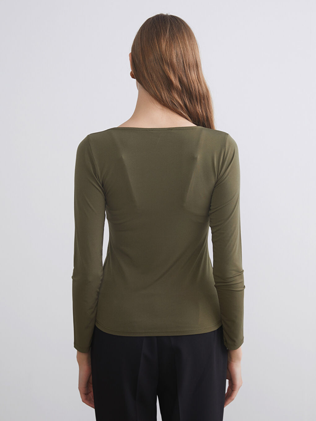 Haki Asimetrik Yaka Büzgülü Bluz-3