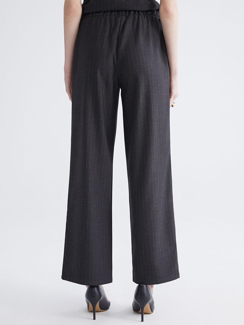 Gri Beli Lastikli Çizgili Kadın Pantolon-6