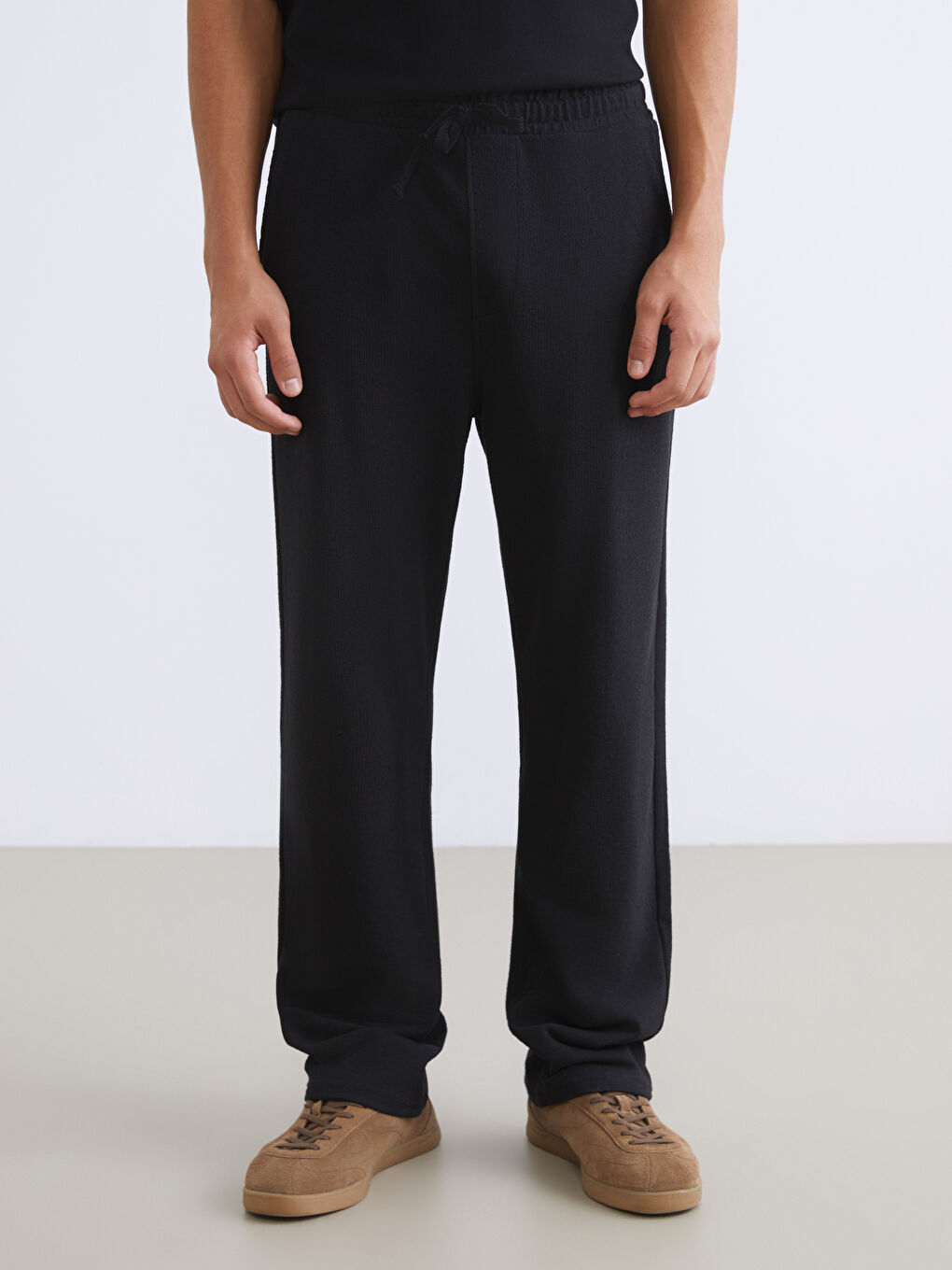 Siyah Standart Kalıp Erkek Dokulu Pantolon-2