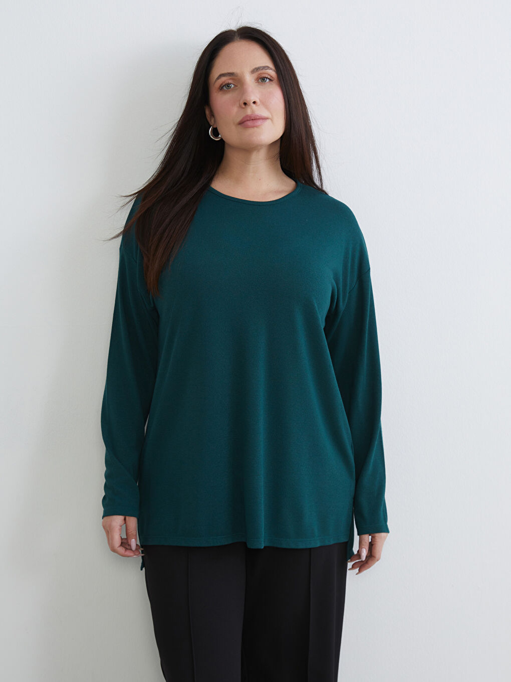 Yeşil Büyük Beden Bisiklet Yaka Oversize Kadın Tişört-1