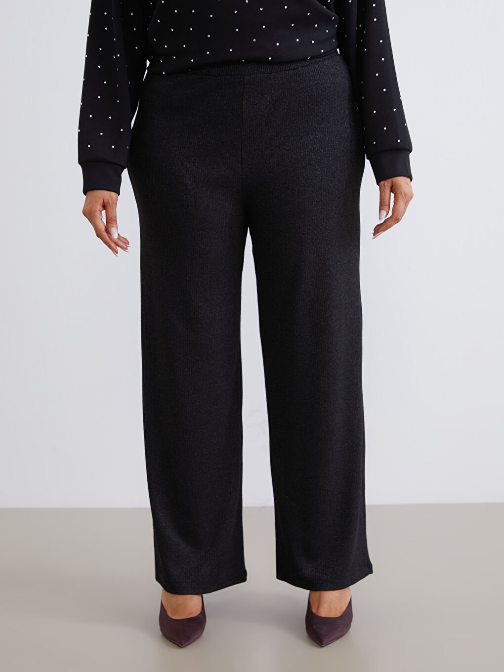 Siyah Büyük Beden Beli Lastikli Kadın Pantolon-3