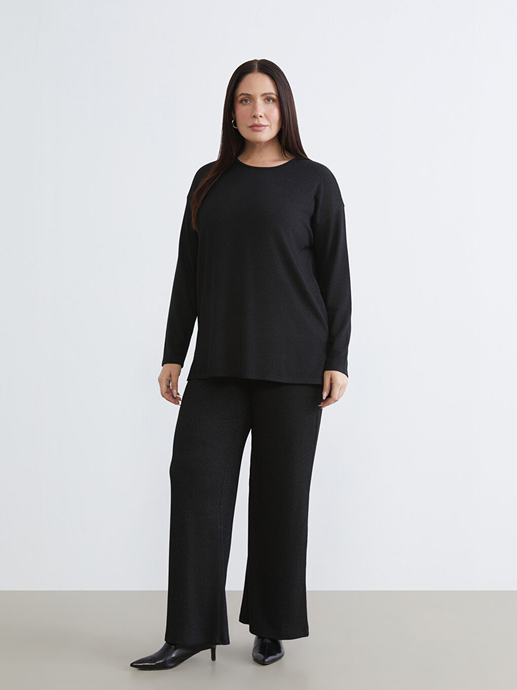 Siyah Büyük Beden Beli Lastikli Kadın Pantolon-1