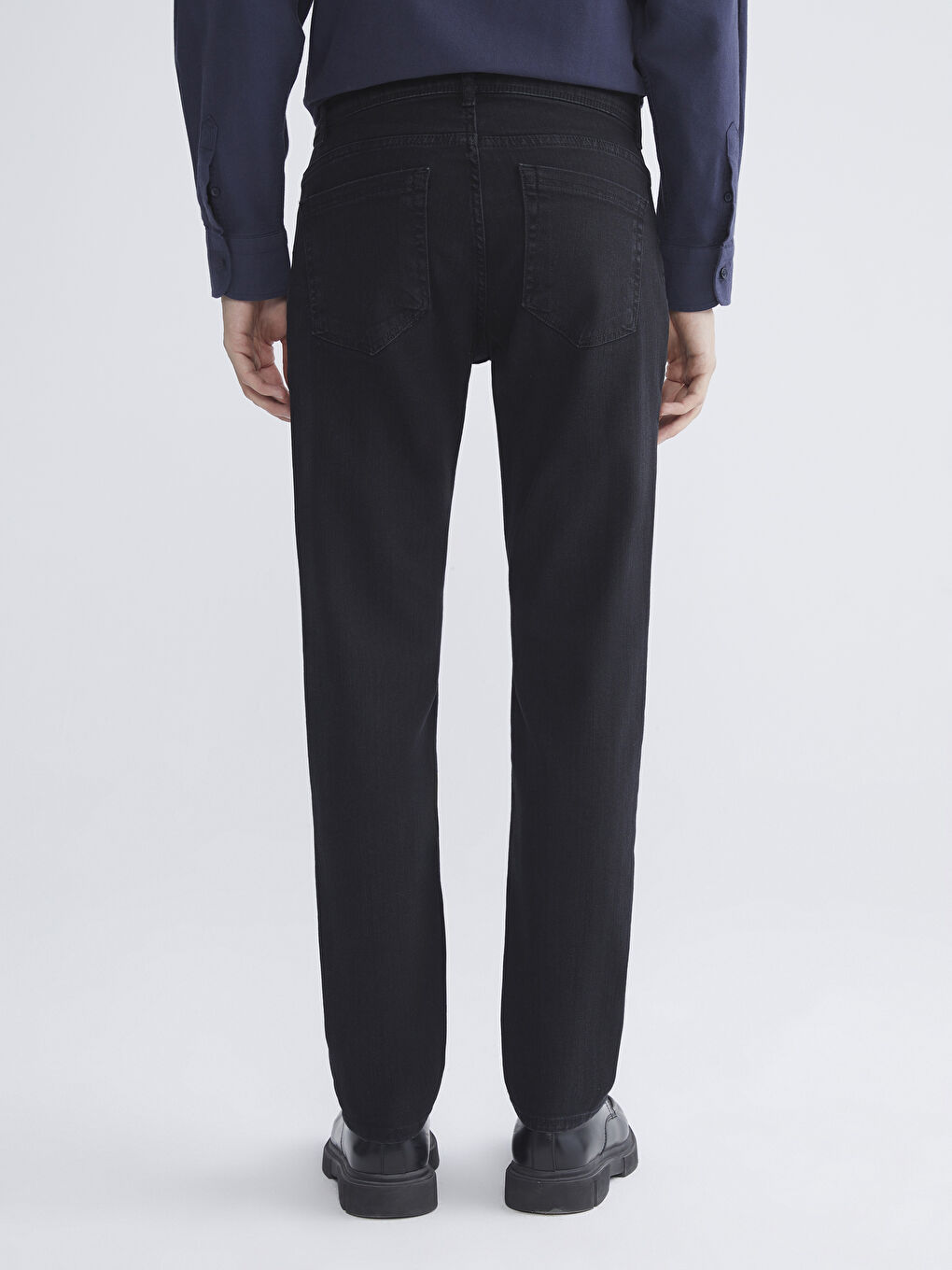 779 Джинсы Мужские Прямого Кроя-3