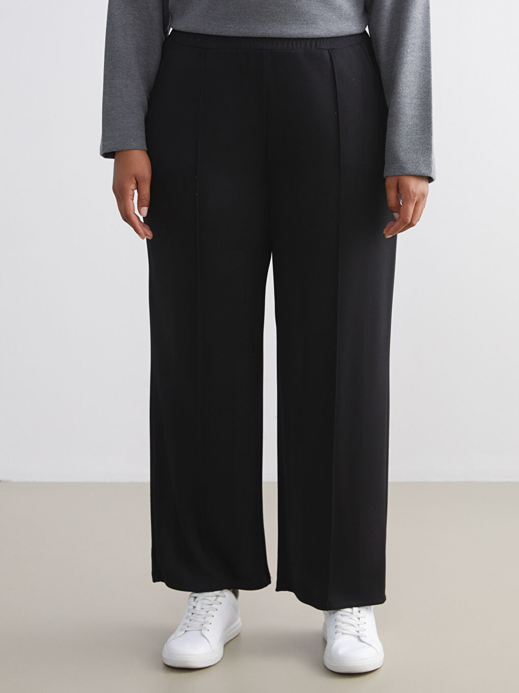 Siyah Beli Lastikli Kadın Eşofman Altı-3