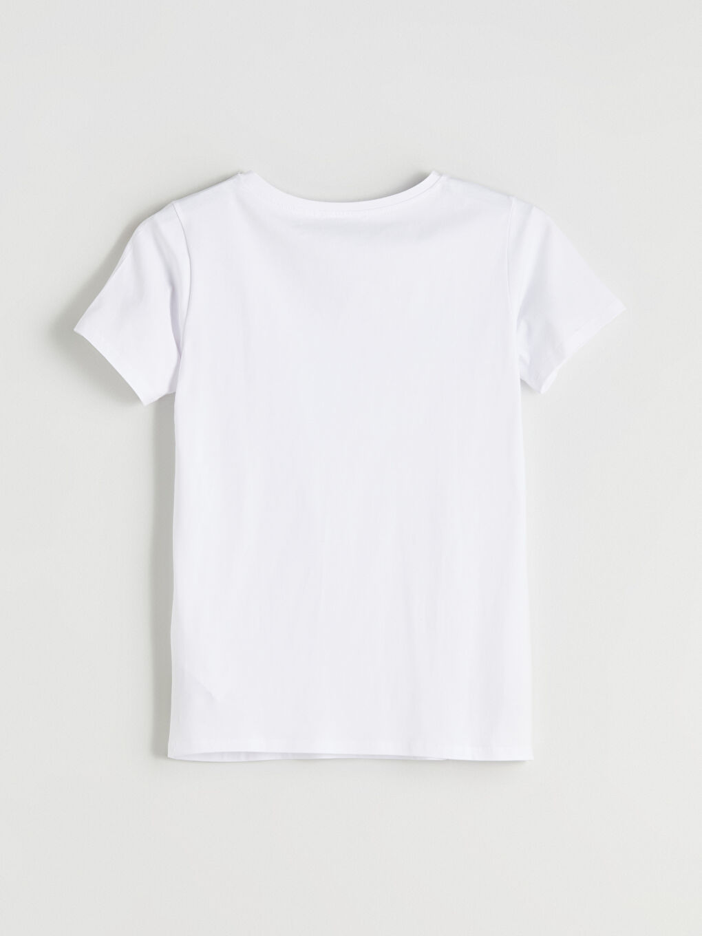 Beyaz Büyük Beden V Yaka Kadın Tişört-7