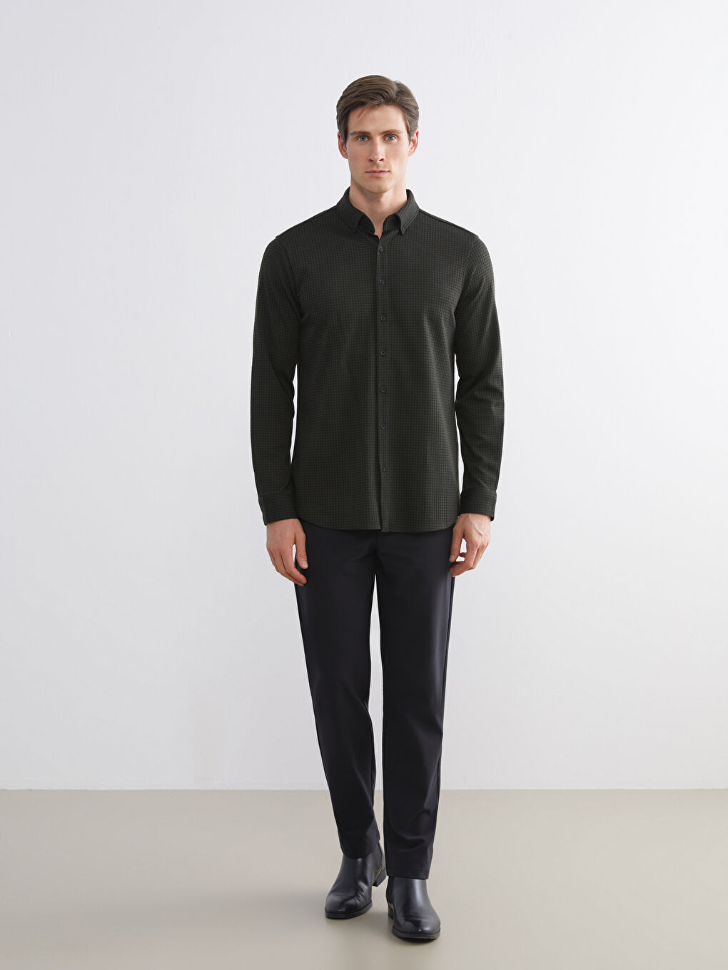 Siyah Standart Kalıp Erkek Pantolon