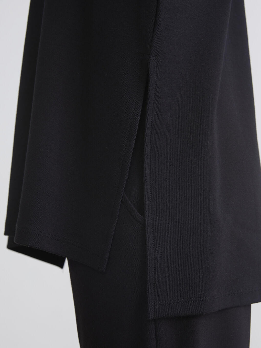 Siyah Bisiklet Yaka Oversize Kadın Tunik-2