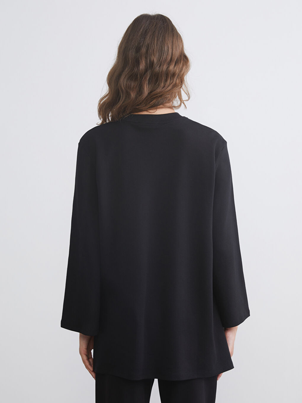 Siyah Bisiklet Yaka Oversize Kadın Tunik-3