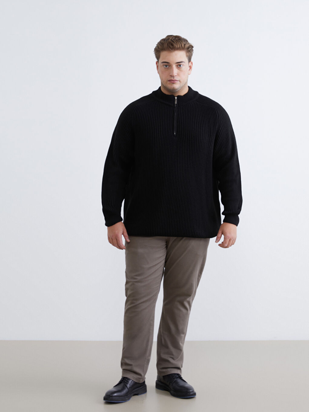 Мужчины Черный Свитер-1