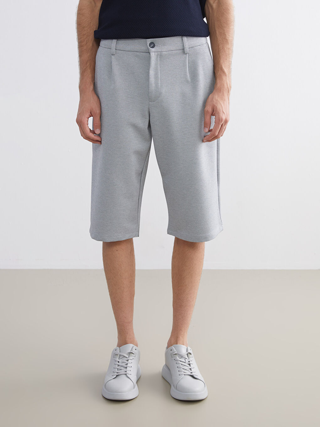 Gri Rahat Kalıp Erkek Şort-1