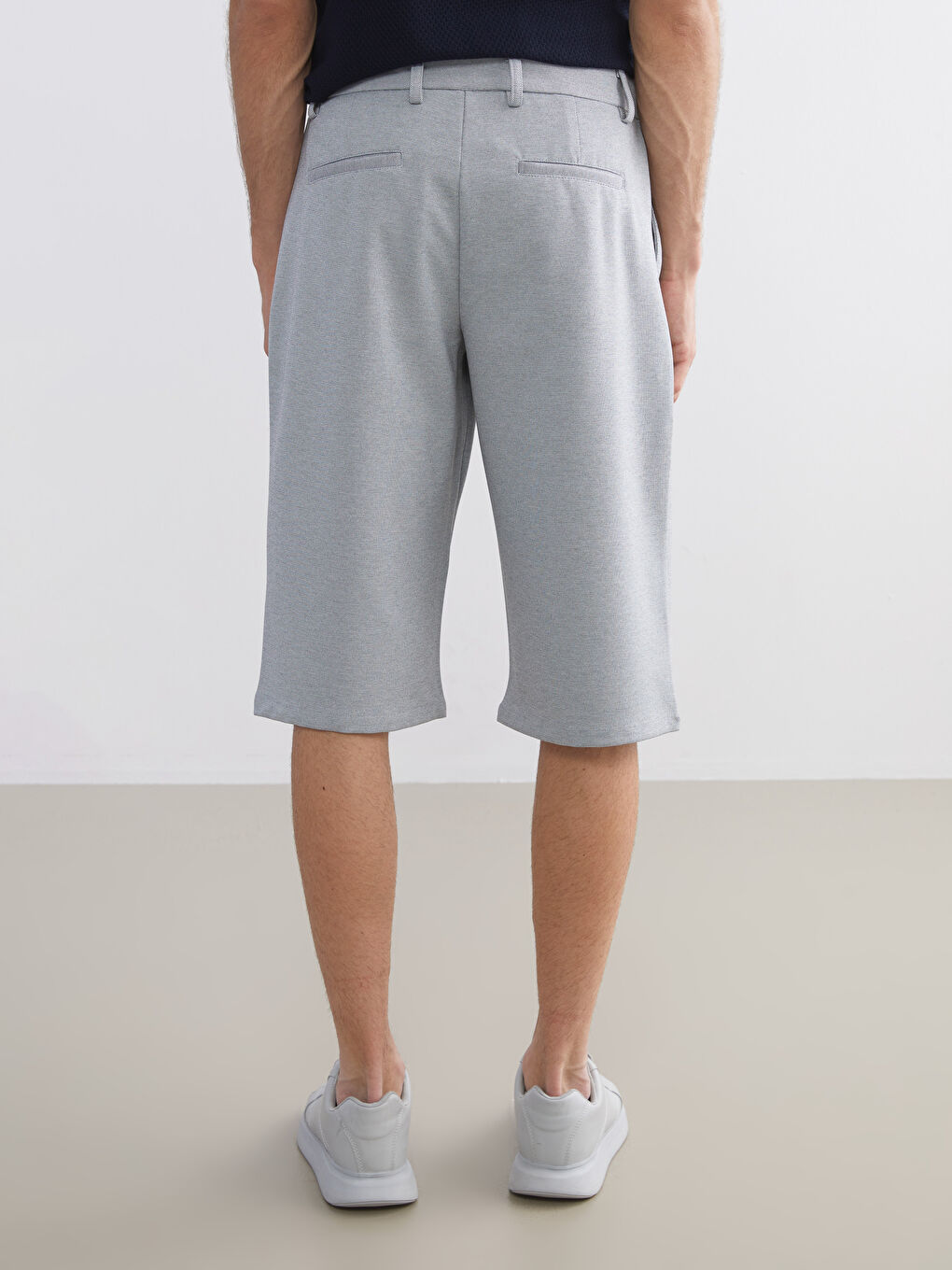 Gri Rahat Kalıp Erkek Şort-3