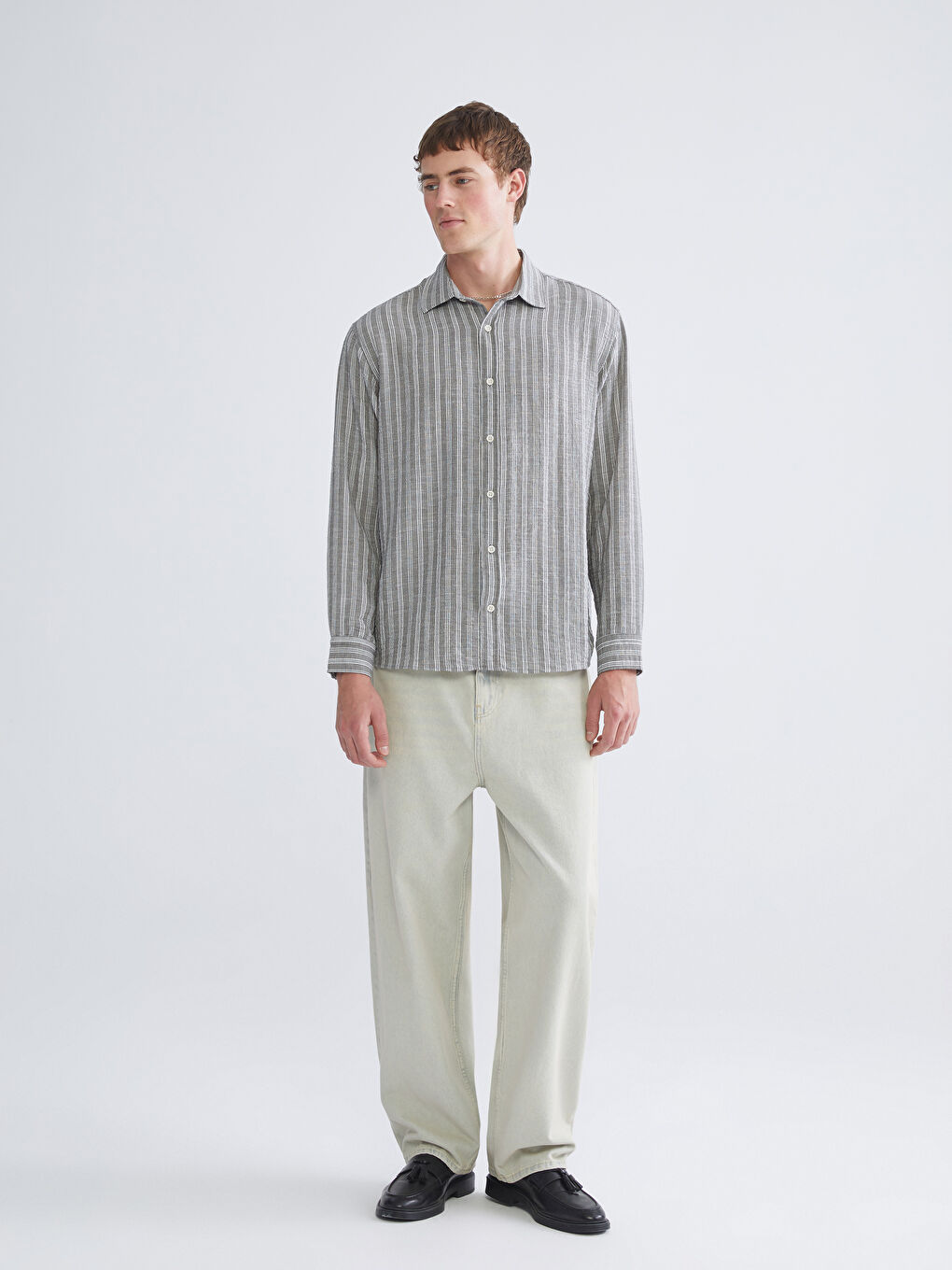 Haki Regular Fit Çizgili Erkek Gömlek-1