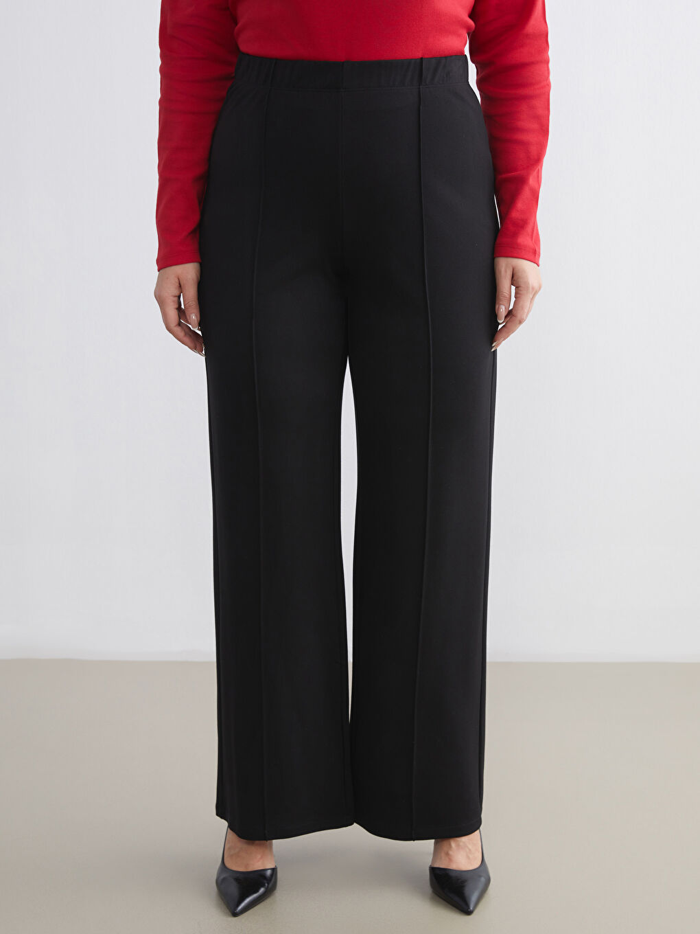 Siyah Beli Lastikli Geniş Paça Kadın Pantolon-1