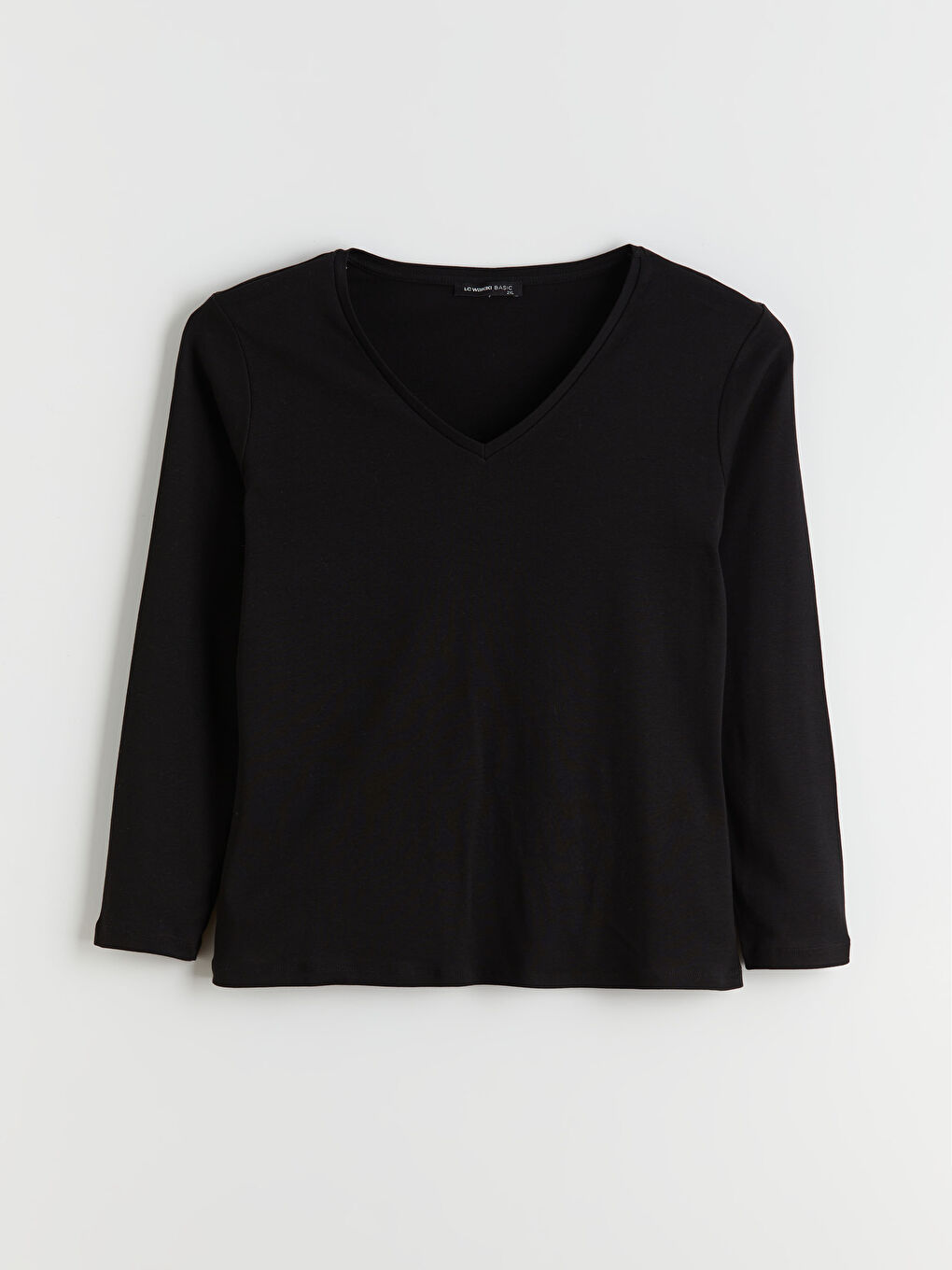 Siyah V Yaka Kadın Tişört-2