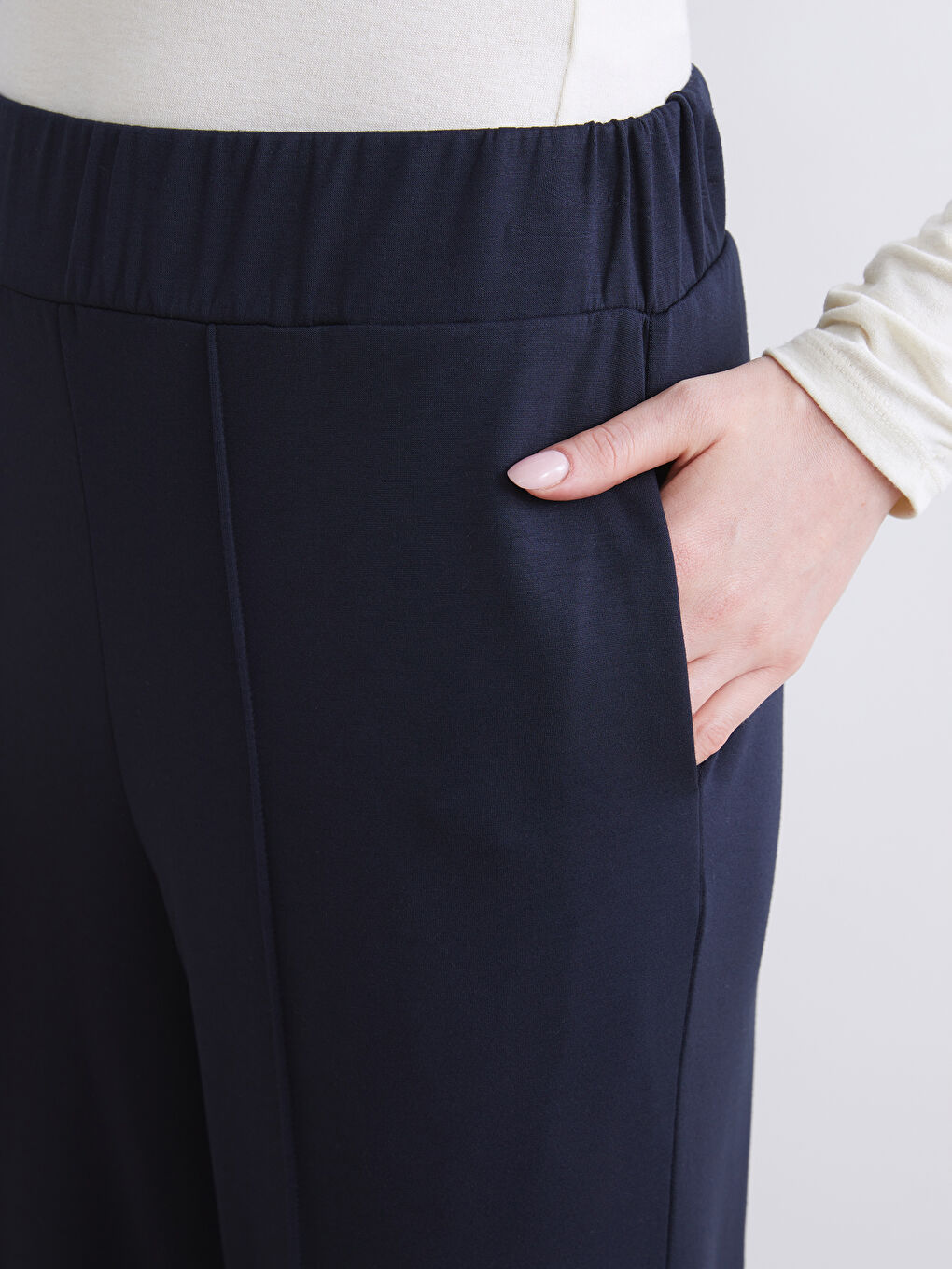 Lacivert Beli Lastikli Kadın Eşofman Altı-3