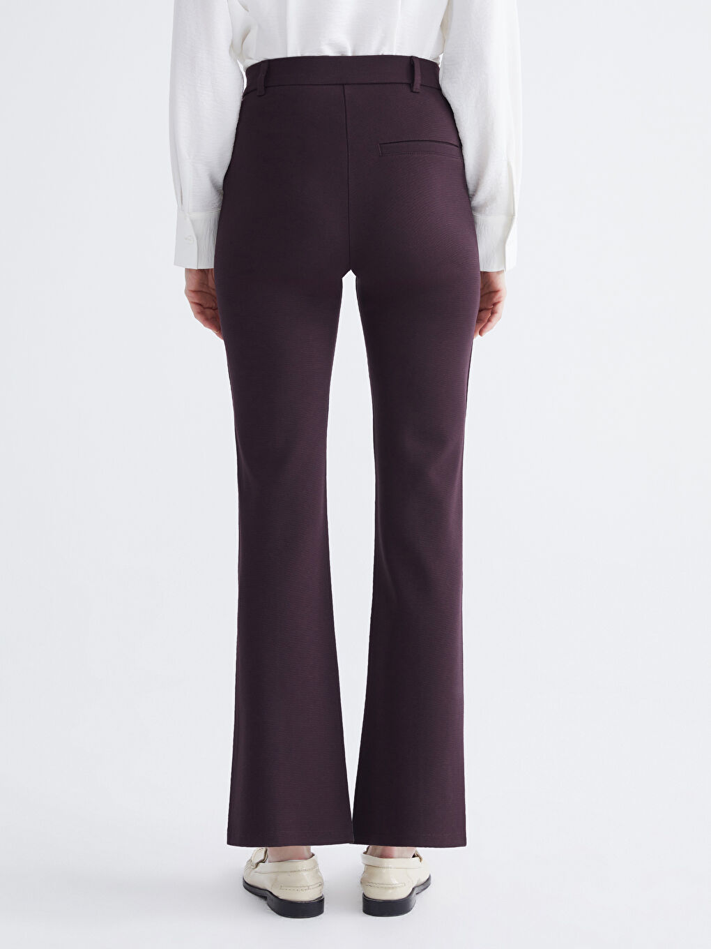 Schlank Geschnittene Damenhosen-4