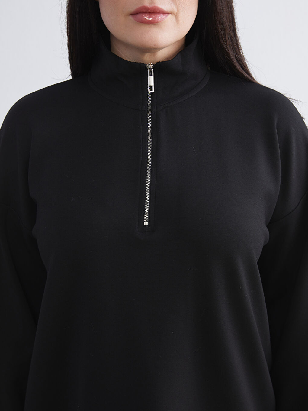 Siyah Büyük Beden Dik Yaka Kadın Sweatshirt-2
