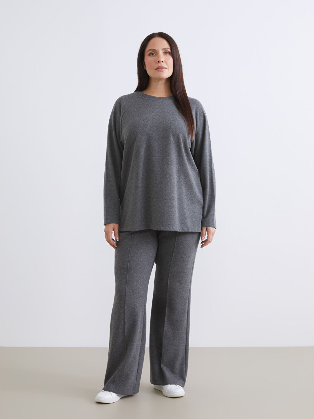 Antrasit Bisiklet Yaka Kadın Sweatshirt-1