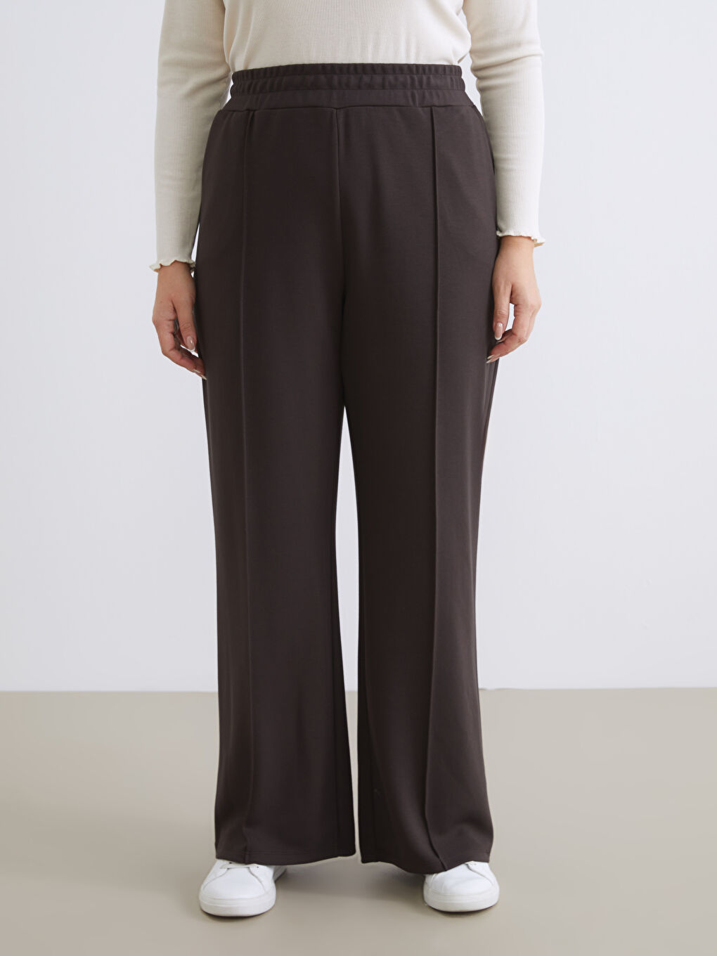 Kahverengi Büyük Beden Beli Lastikli Kadın Eşofman Altı-1