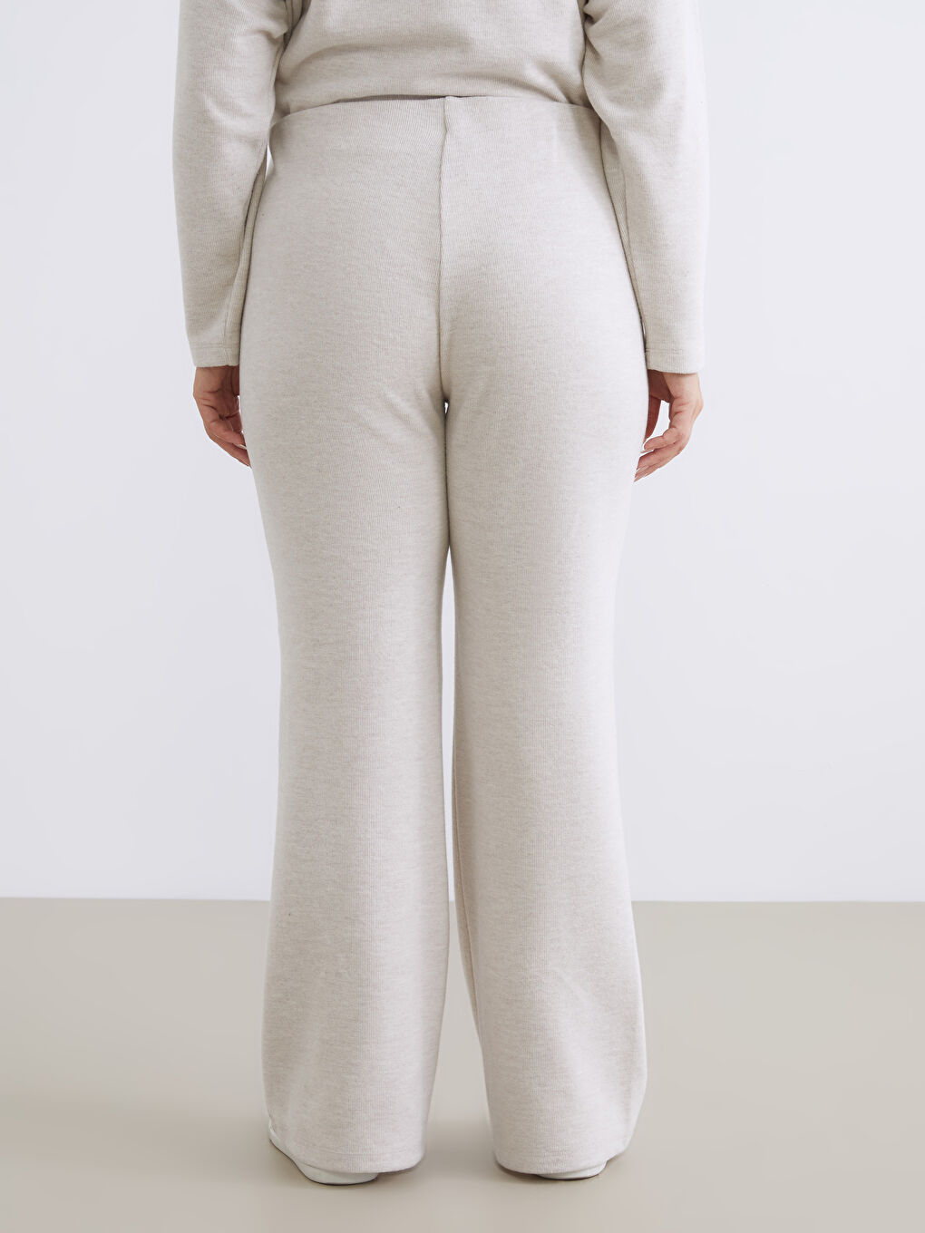 Bej Büyük Beden Beli Lastikli Kadın Eşofman Altı-7