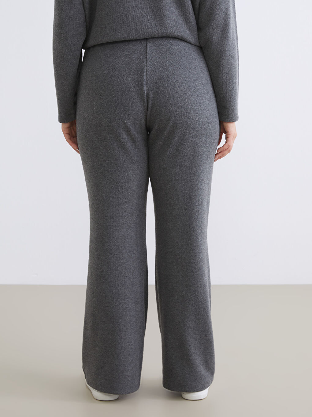 Antrasit Büyük Beden Beli Lastikli Kadın Eşofman Altı-7