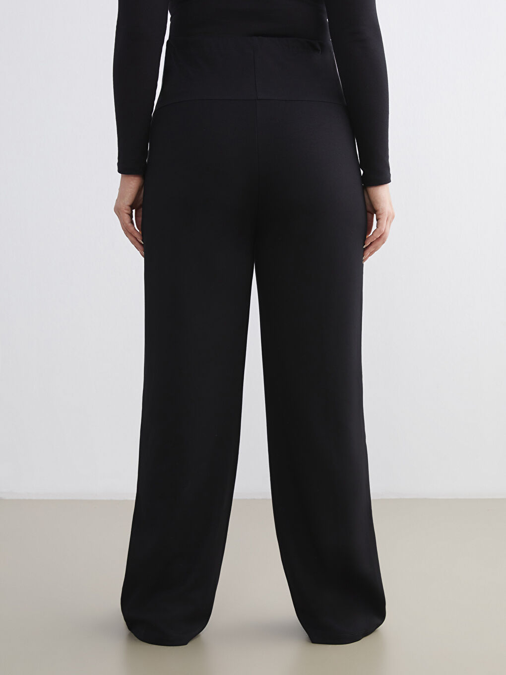 Siyah Beli Lastikli Karın Panelli Hamile Eşofman Altı-6