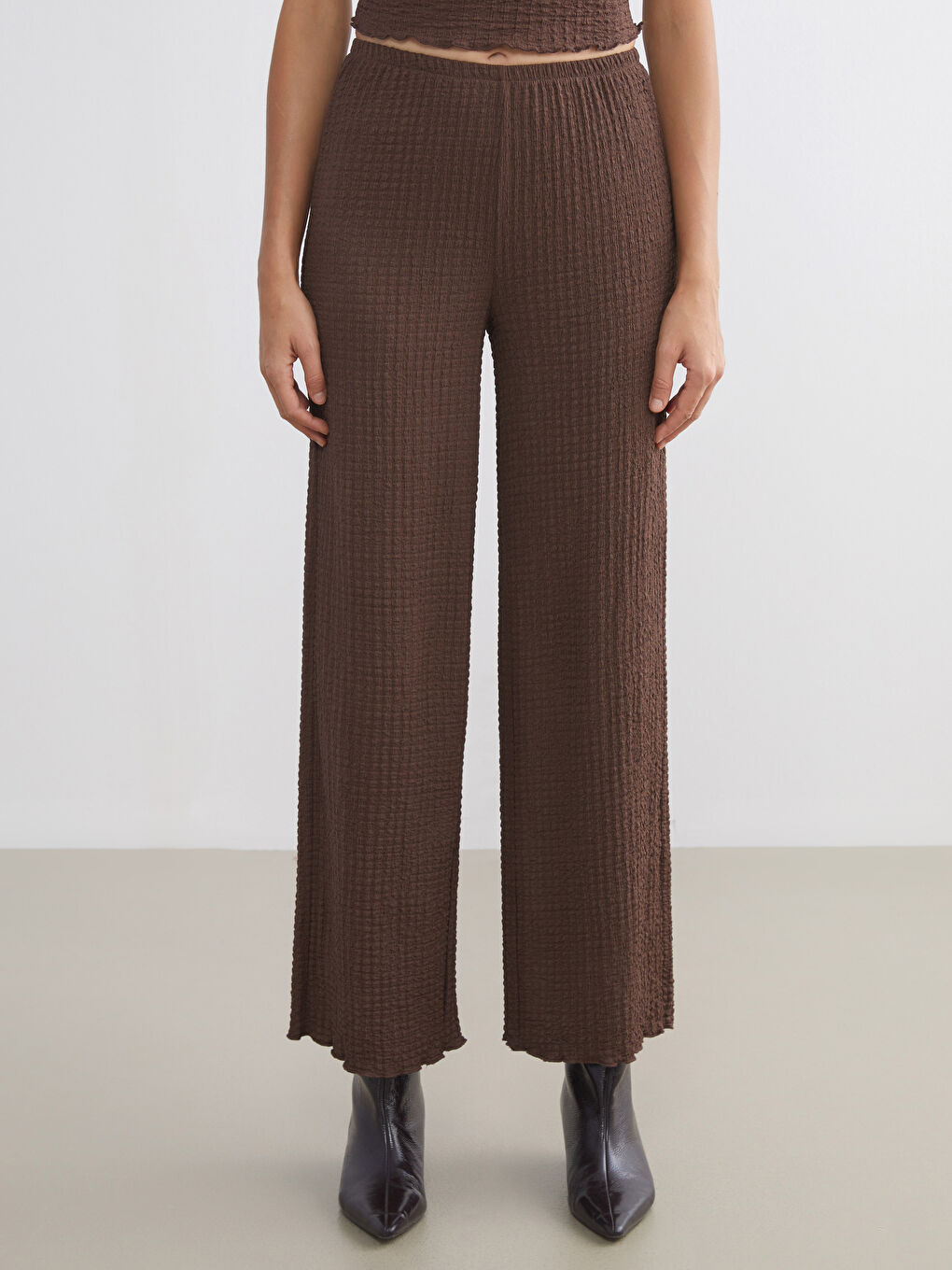 Elasticated Waist Textured Women's Trousers-1