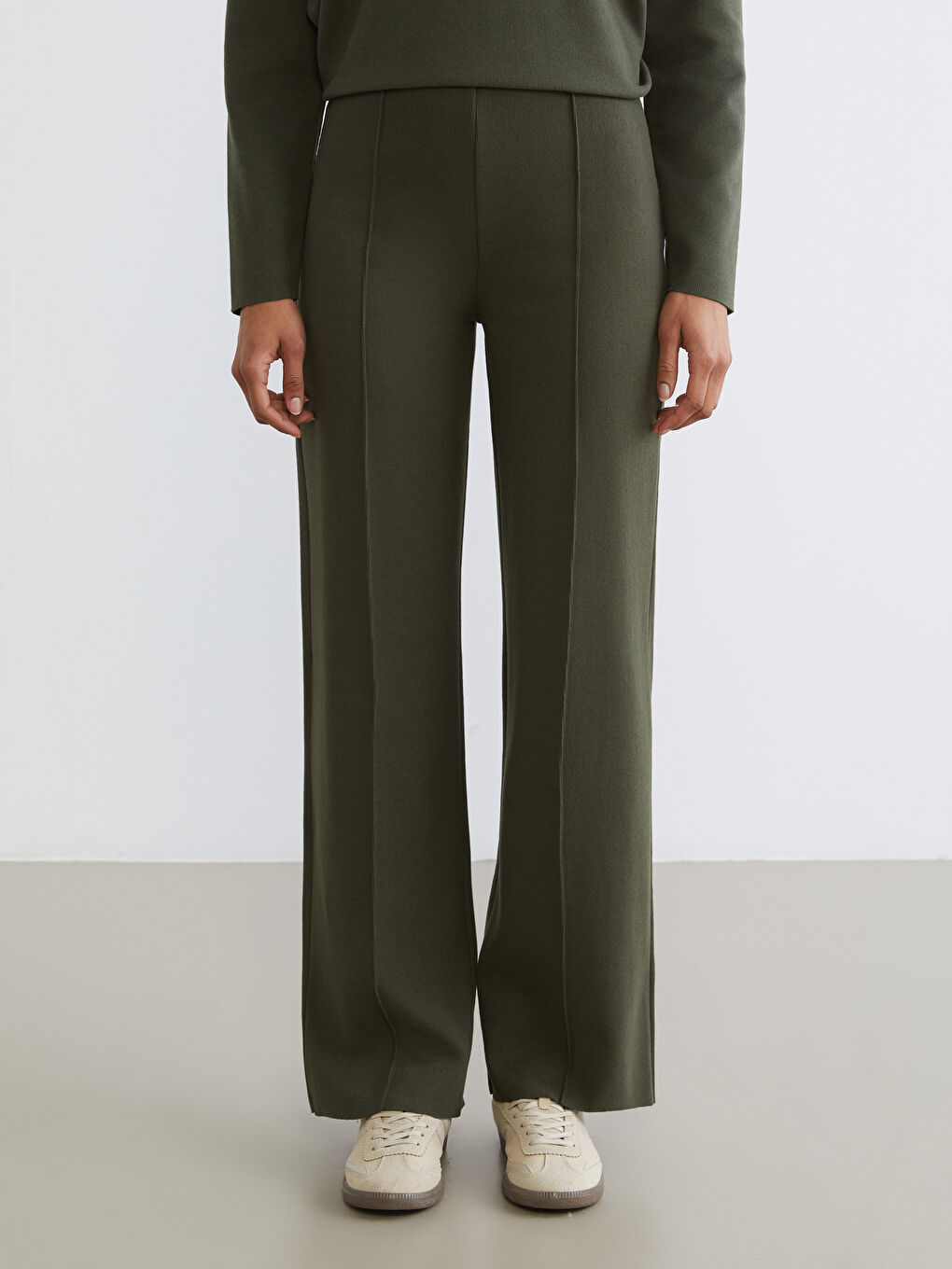 Yeşil Beli Lastikli Kadın Eşofman Altı-1