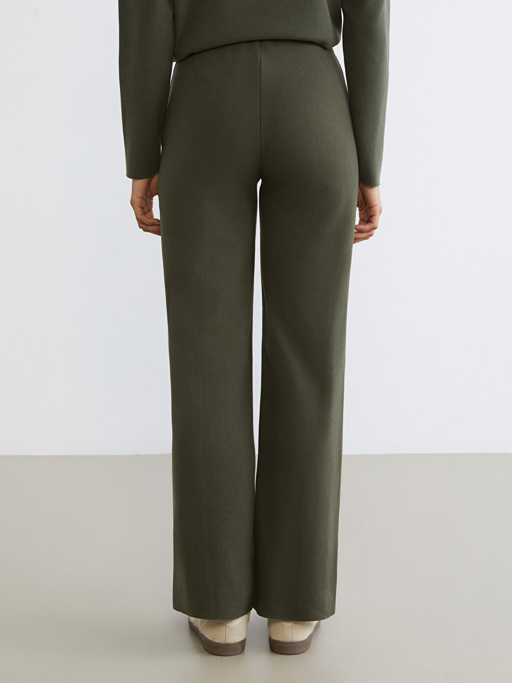 Yeşil Beli Lastikli Kadın Eşofman Altı-3