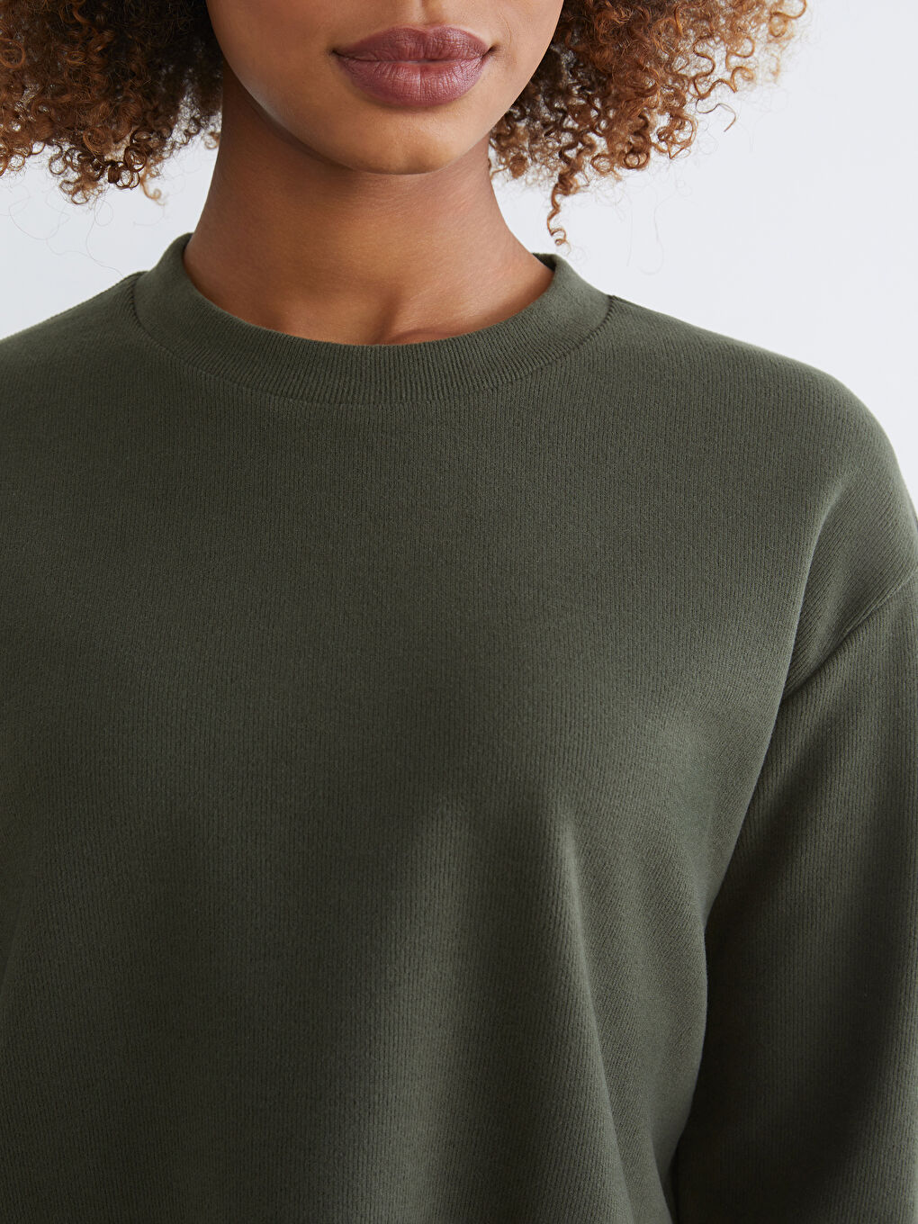 Yeşil Bisiklet Yaka Uzun Kollu Kadın Tişört-2